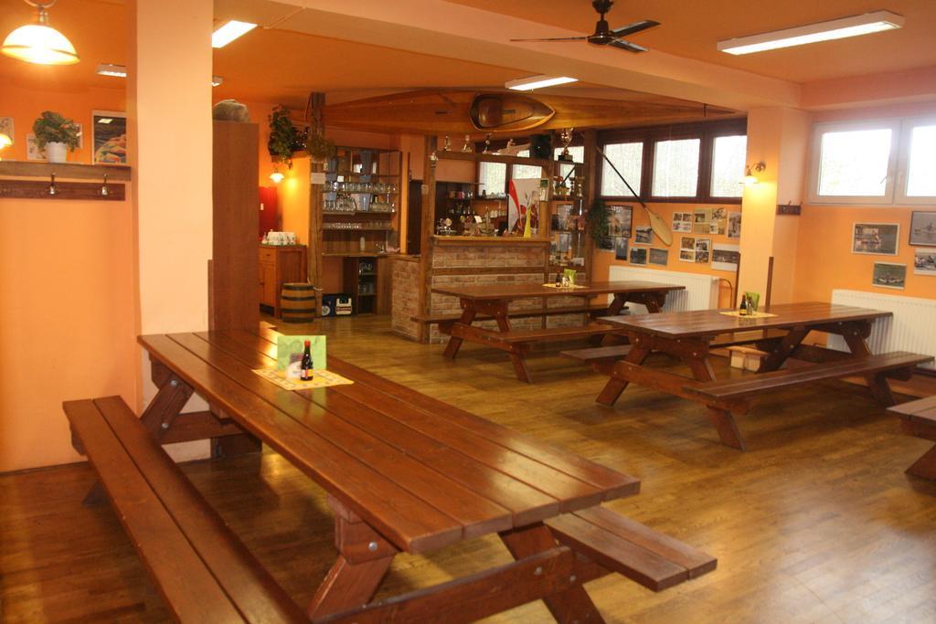 Hostel Boathouse - Prague — Fotky 3